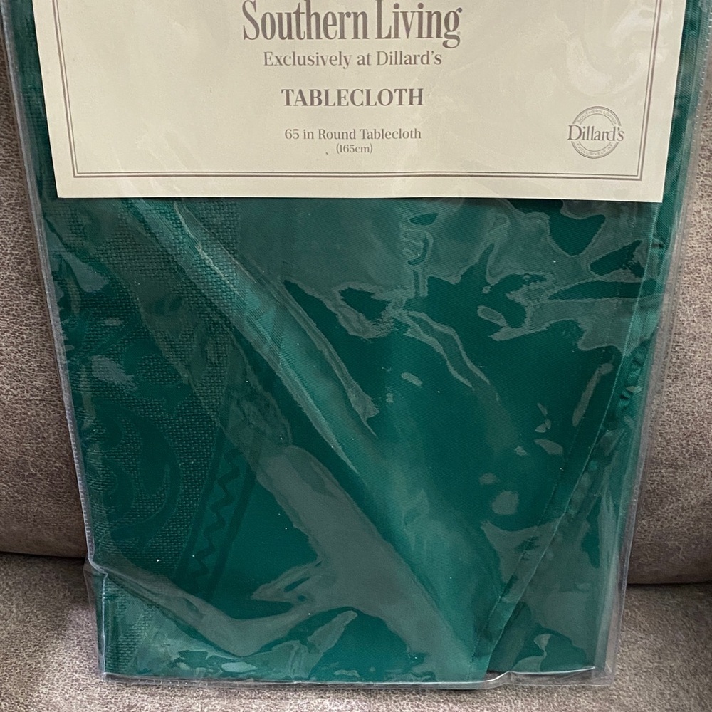 Southern Living green Tablecloth